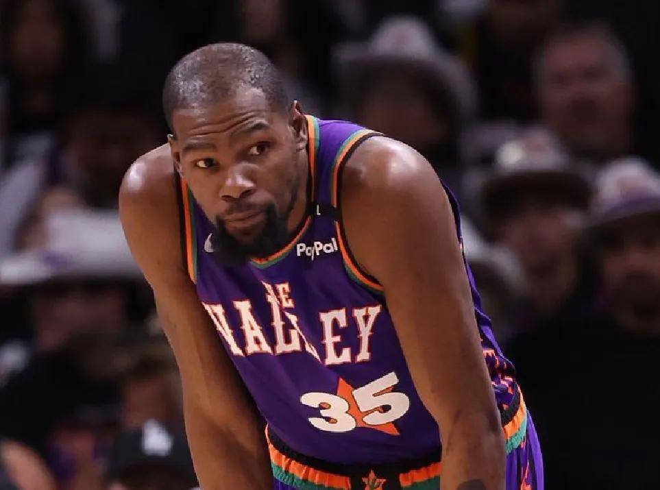 包含本轮焦点：杜兰特碾压，引发热议的词条