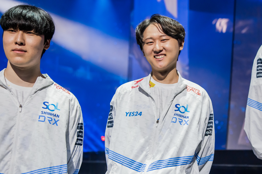 KT绝杀DRX,Deft开启传奇时刻入围赛3:0(广州) KT绝杀DRX,Deft开启传奇时刻入围赛3:0(广州)