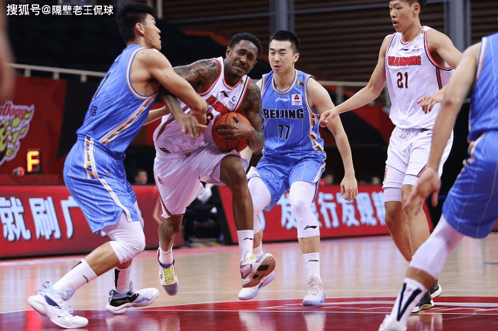 四川金强队悲喜交加，击败对手却遭遇重大伤病的简单介绍