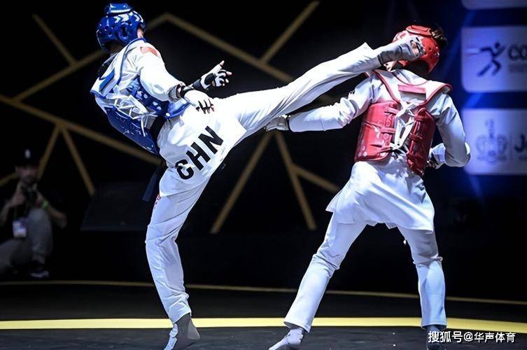 卢森堡选手在跆拳道比赛中实现逆袭