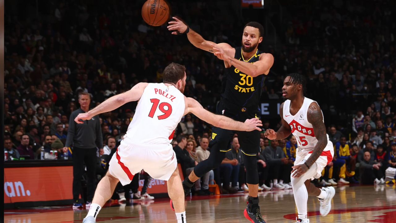 勇士止连败,库里29分领军取胜猛龙 勇士止连败,库里29分领军取胜猛龙