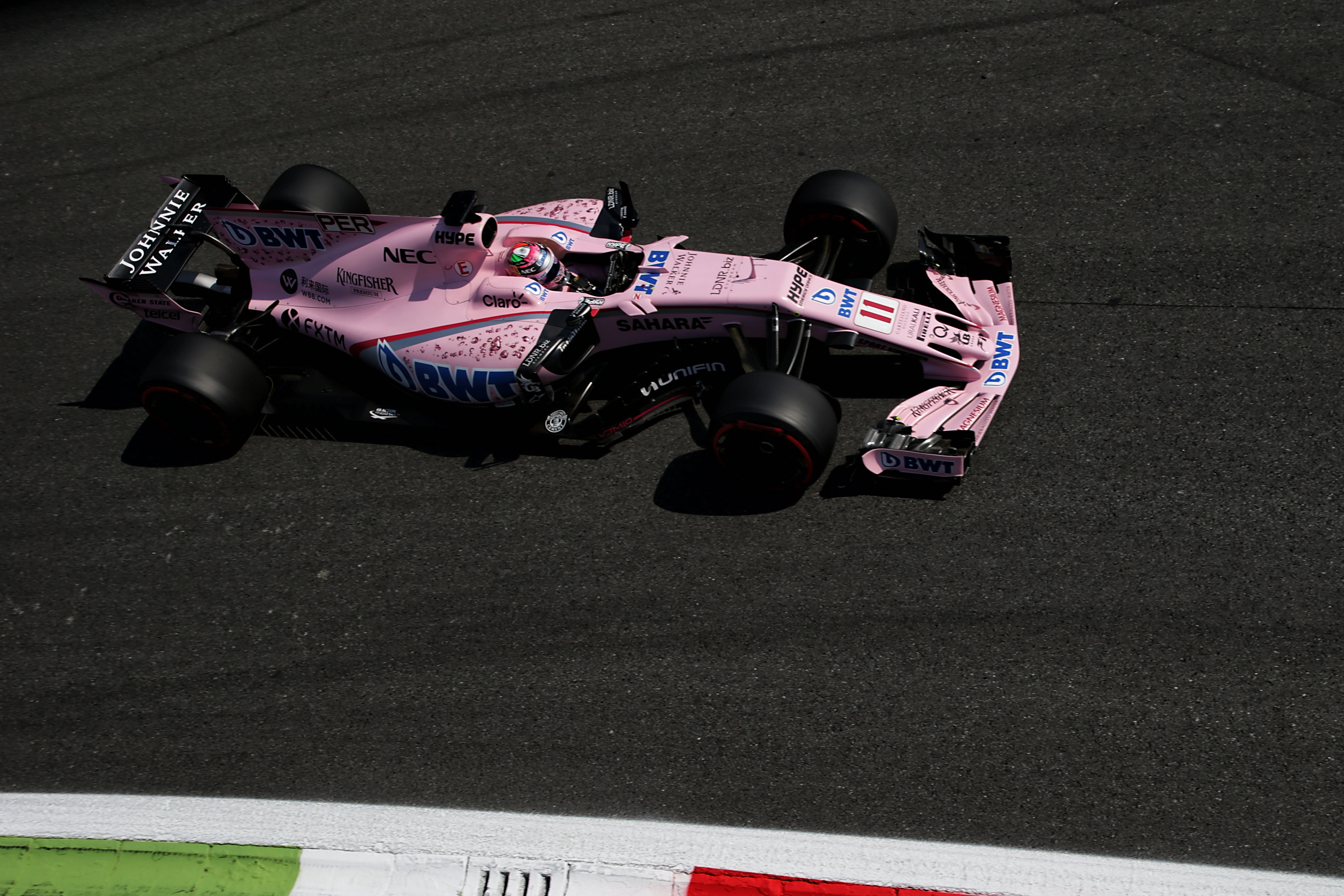 哈斯车队逆转红牛二队,佩雷兹点燃赛场 哈斯车队逆转红牛二队,佩雷兹点燃赛场