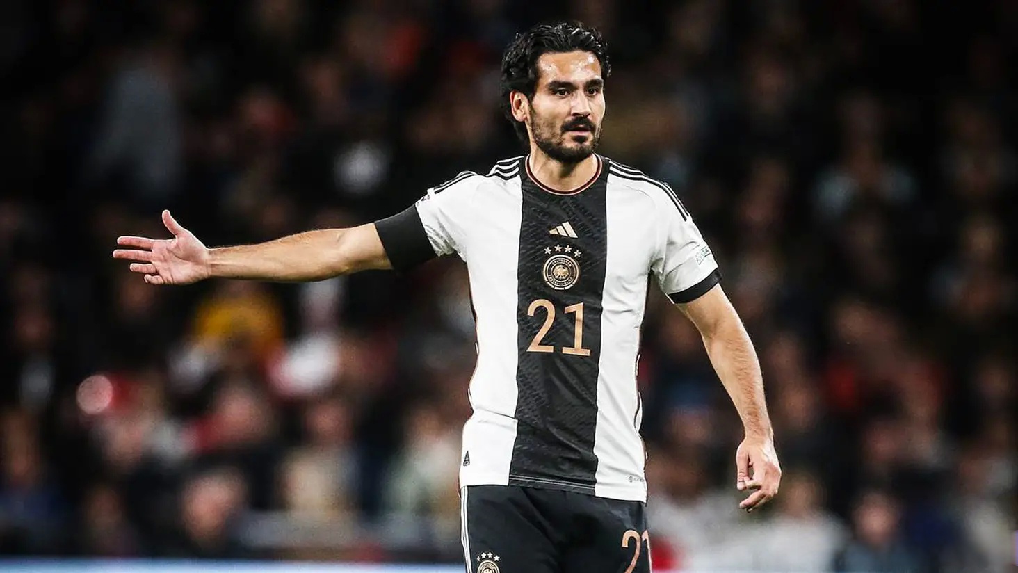 沃尔夫斯堡前锋连续两场破门,成为球队锋线杀手 沃尔夫斯堡前锋连续两场破门,成为球队锋线杀手