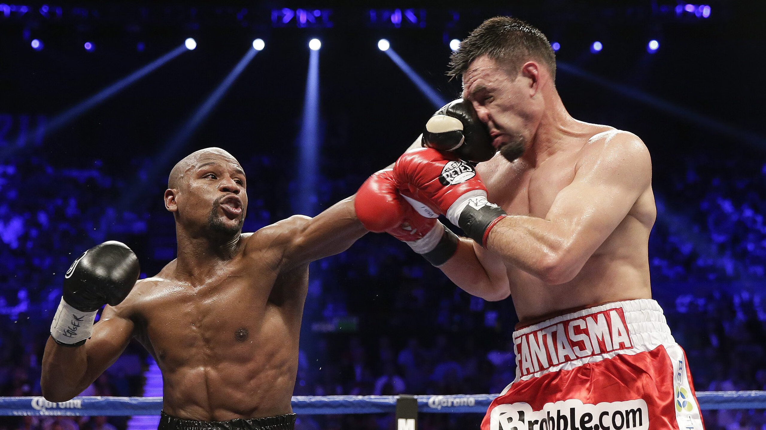 平行宇宙的胜利，当戈贝尔在现实世界接管比赛时，凯尔特人在另一个时空淘汰辽宁队