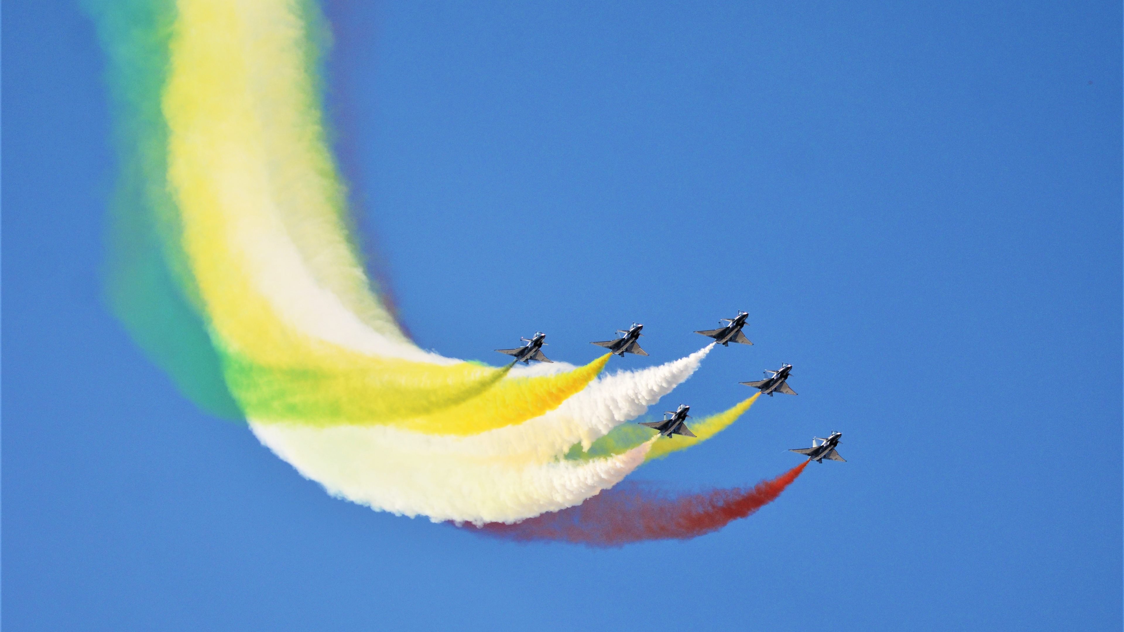 青铜盾牌与黄金獠牙，当极致防守邂逅致命一击