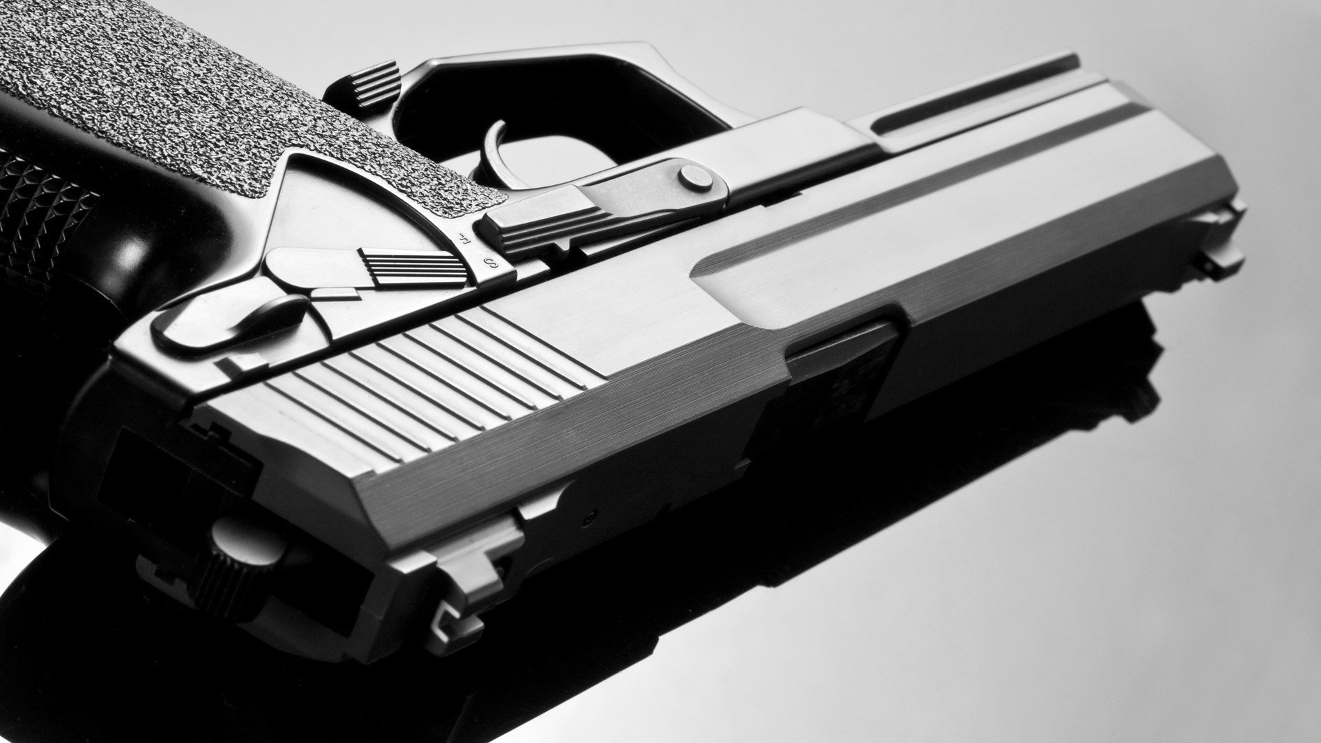 F1争冠，赛道上的美国如何冲垮传统埃及